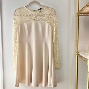 NWT Forever 21 Cream Dress with Lace in Size Large